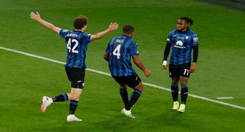 سلسلة اللاهزيمة انتهت.. أتالانتا يقهر ليفركوزن بهاتريك لوكمان ويتوج بلقب الدوري الأوروبي (فيديو)